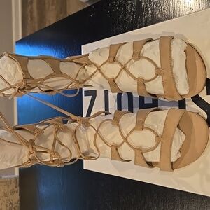 NIB! Schutz "Erlina" Gladiator 6